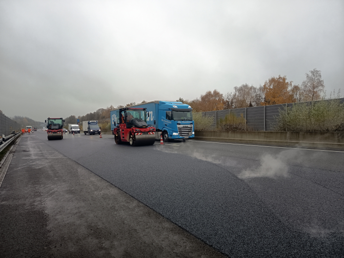 Sanierung offenporiger Asphalt